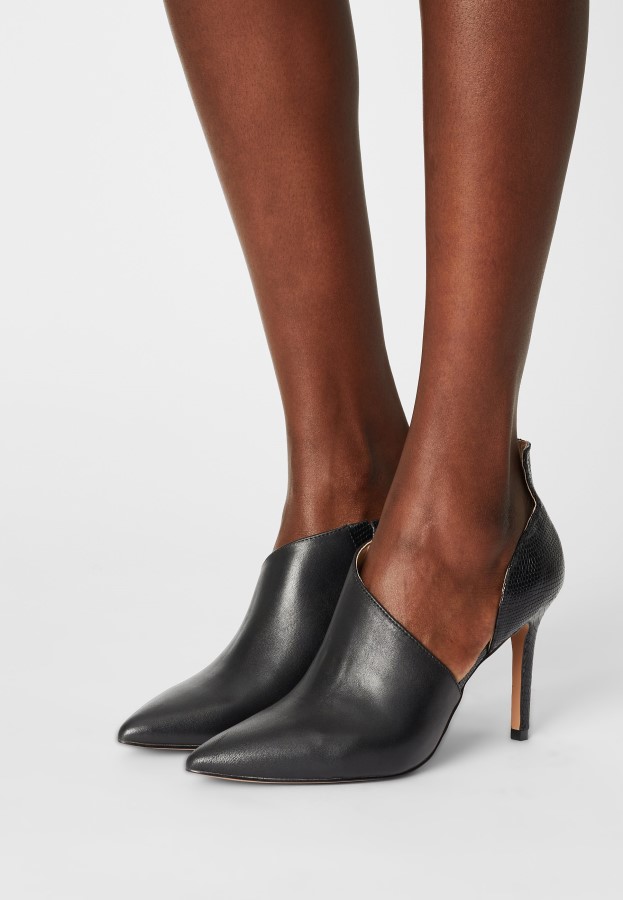 Schwarzes Gabor-Leder - High Heels