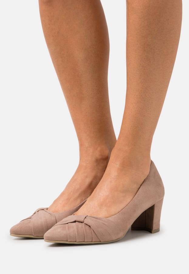 Nackt Klassische Heels Gabor
