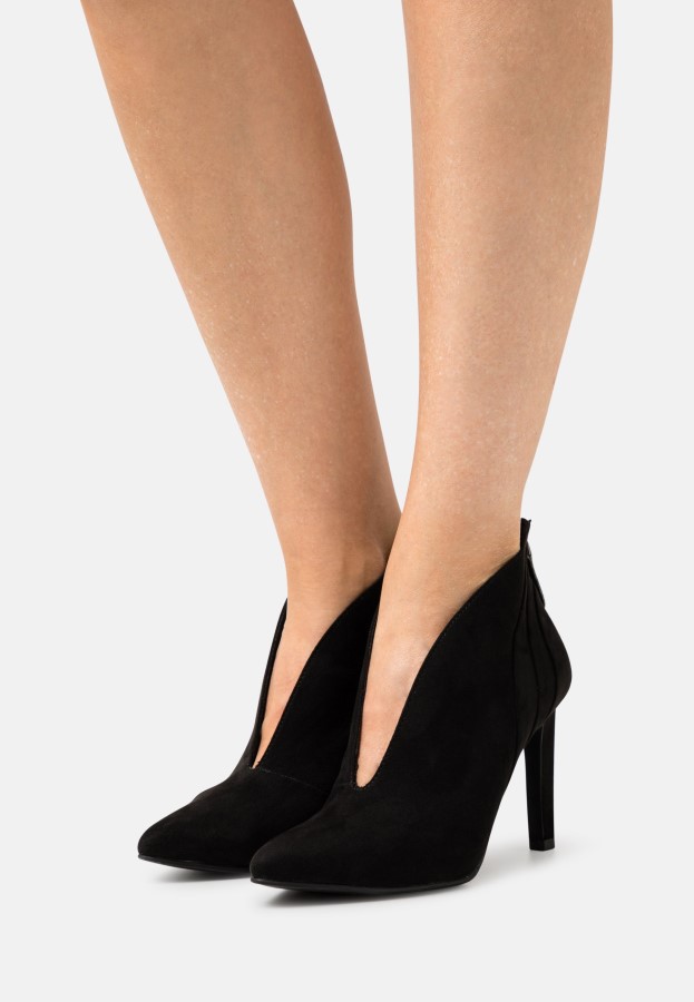 Gabor Pumpt Klassische Heels Schwarz
